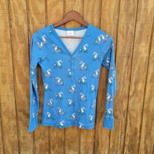 Hanna Andersson Easter Bunny On A Bike Snap Henley Top Womens Size S